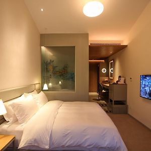 Cocoon Escape Superior Room
